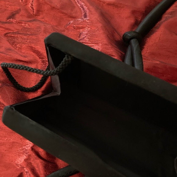 Evenings Wristlet Purse with shoulder strap option - Picture 3 of 6